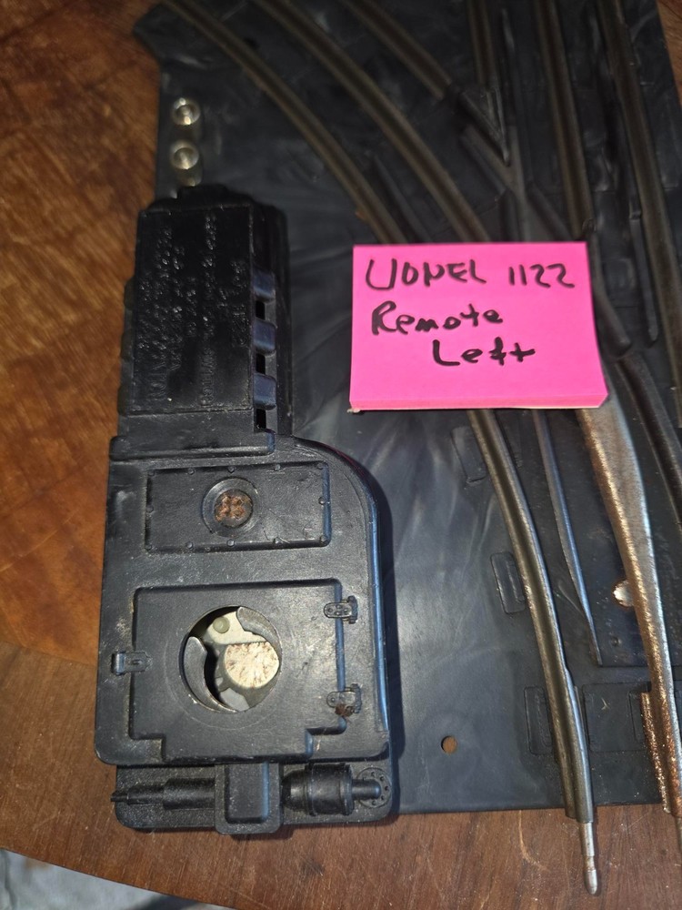 1122 REMOTE LEFT LIONEL SWITCH, SEE PHOTOS