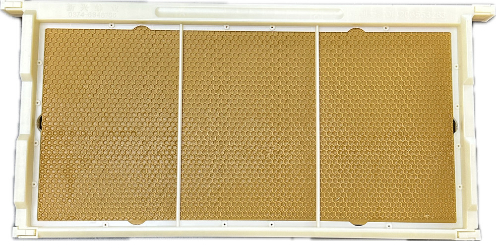 30 Pack Fully Pastic Deep Frame Langstroth BeeHive w/ Bees wax coated Foundation