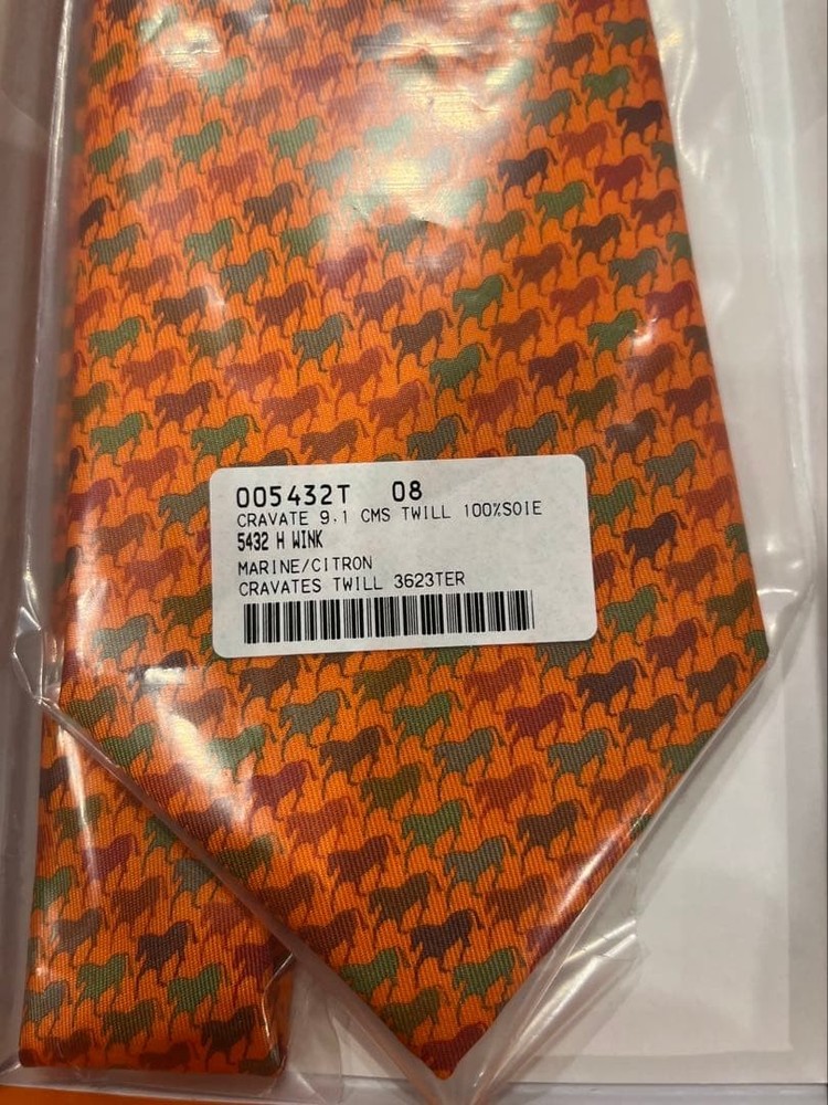 Hermes Orange Tie Excellent Condition Classic Accessory