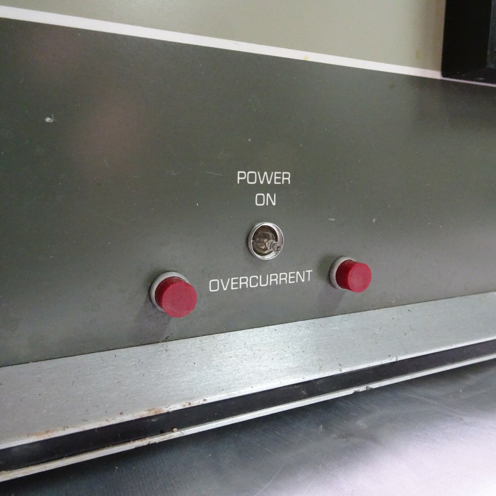 MB ELECTRONICS POWER AMPLIFIER 2250MB s/n 839