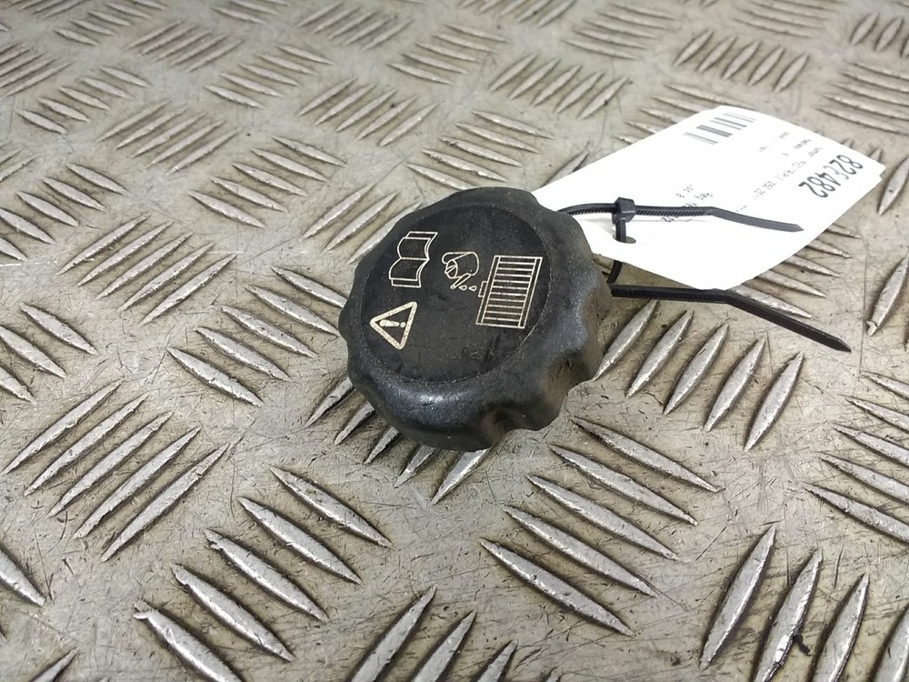 2012 TRIUMPH SPEED TRIPLE 1050  RADIATOR CAP