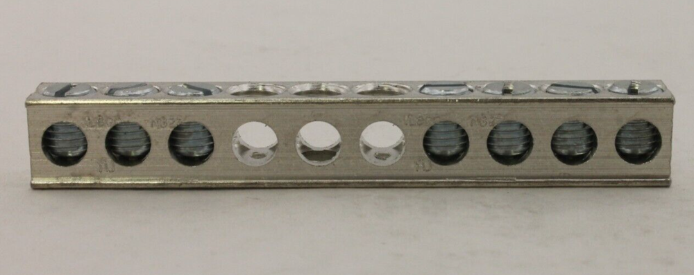 Eaton DS100GK Ground Lug Kit