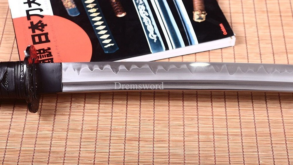 Handmade Black T10 Clay Tempered Katana Japanese Samurai Functional Sword Sharp