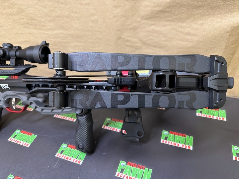BARNETT ARCHERY HYPER RAPTOR crossbow w/ scope (R7A015745)