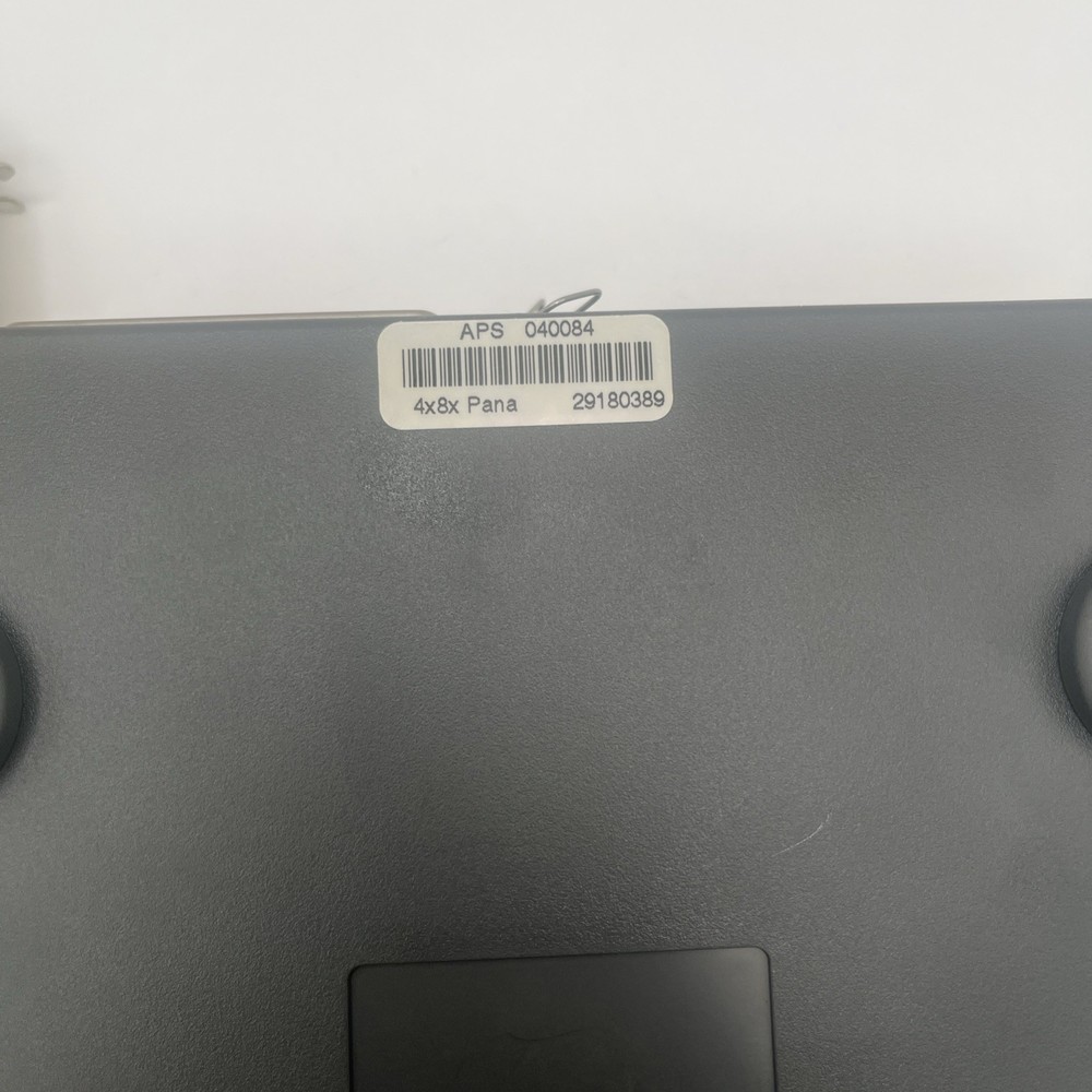 CD-R APS TECHNOLOGIES 106747 (4X Write) w/ Some Cables and Accessories.