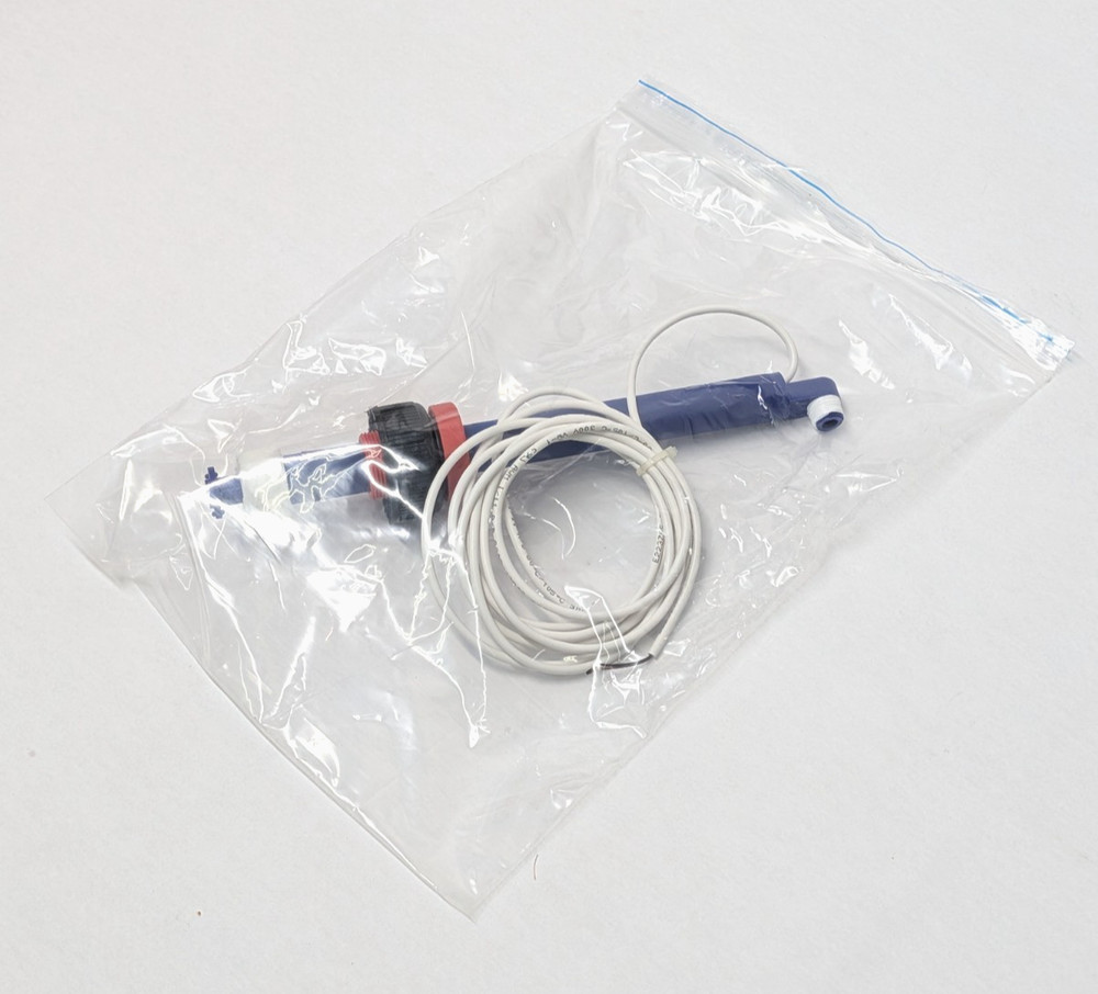New Endress + Hauser 71029990 CPC310 Level Sensor with Fitting Kit