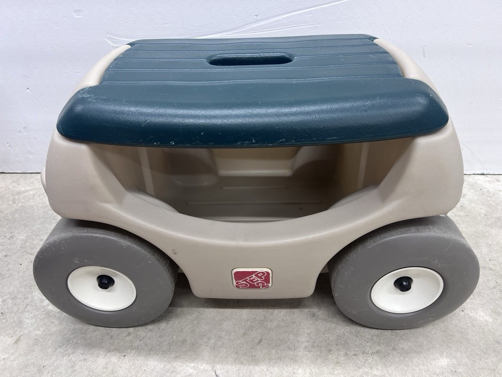 Step 2 Rolling Garden Hopper - Multi Purpose Utility Seat Storage Cart -