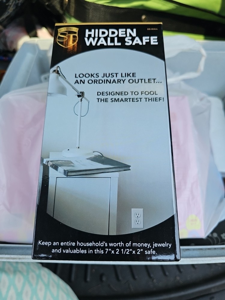 Wall Socket Diversion Safe