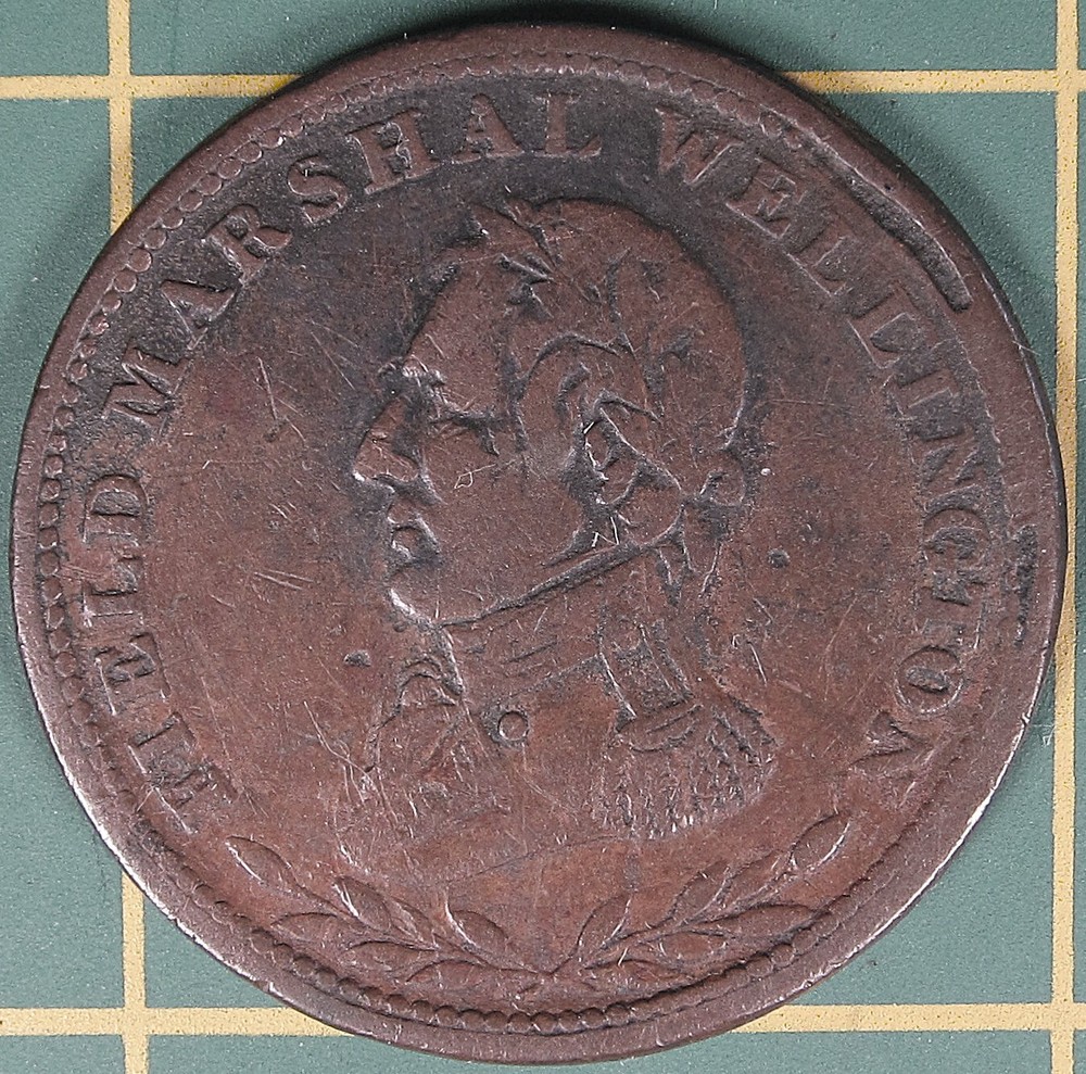Wellington halfpenny token WE-2B2