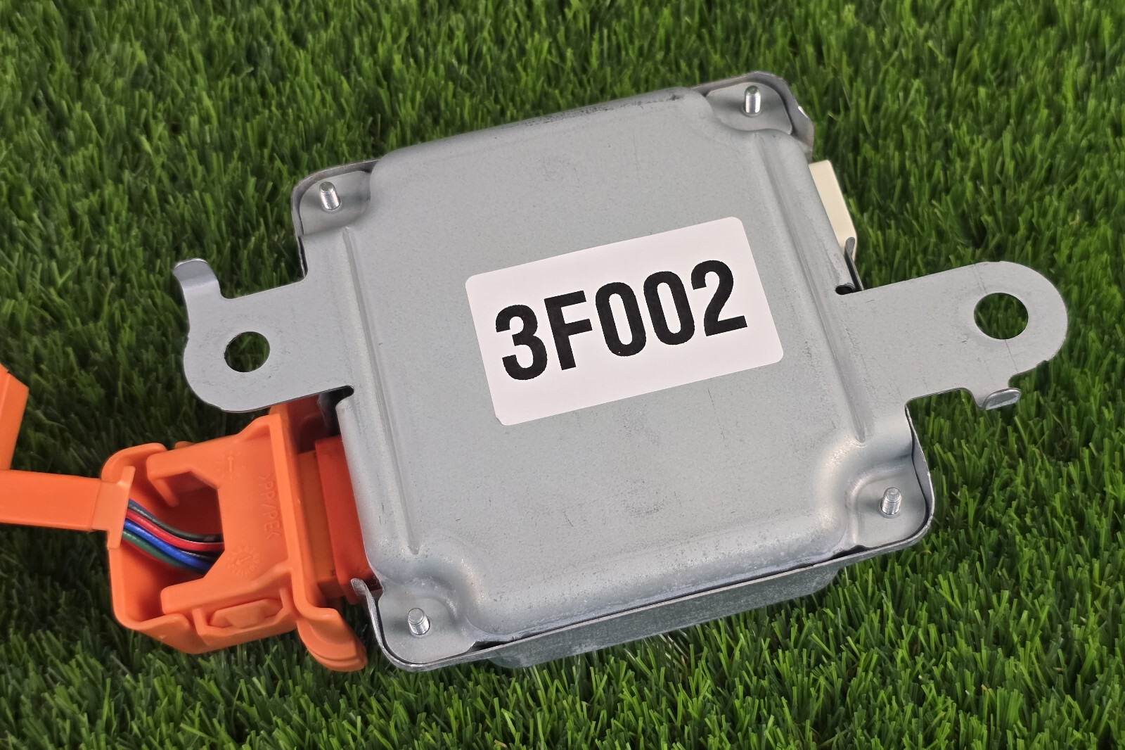 Toyota Prius C 2012-2017 Hybrid Battery Voltage sensor 89892-52010 with wire OEM