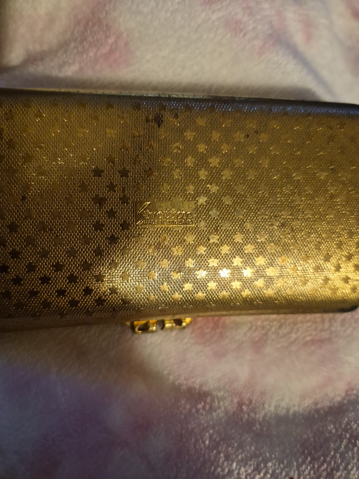 Stratton England Vintage Floral Cigarette Holder, Snuff Box, made in England