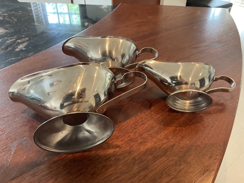 THREE SILVER COLOUR SAUCE BOATS GRADUATED