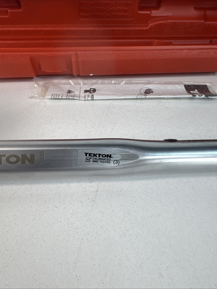 TEKTON 24335 1/2 inch Click Torque Wrench