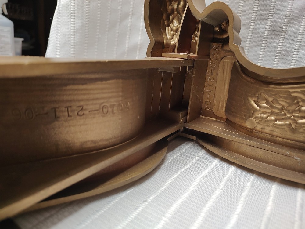 Hollywood Regency Accent Table Florentine/Scirocco Mirrored Top