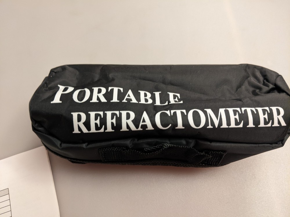 Portable Brix Refractometer REF113ATC. New Open Box