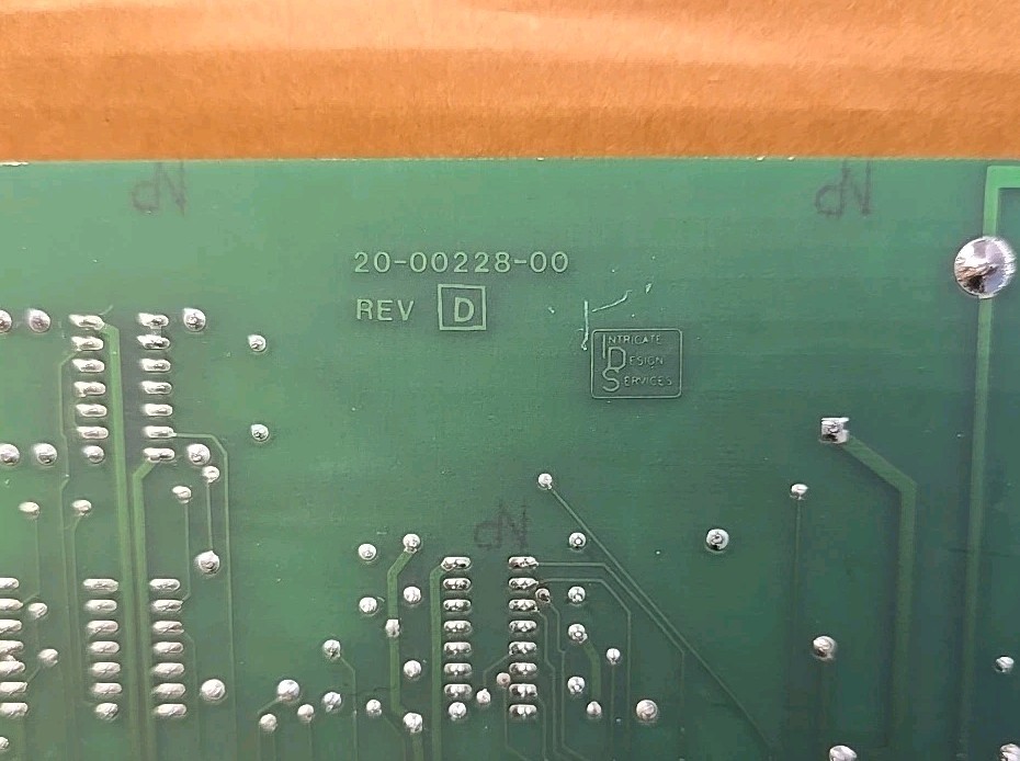 EPE EMERGENCY POWER ENGINEERING 20-00226 UPS SYSTEM 4000 METERING PCB BOARD