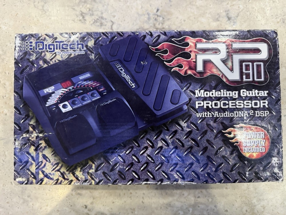 Digitech RP90V Modeling Guitar Processor Multi-Effect Guitar Pedal