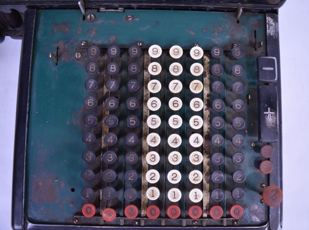 Antique Monroe Manual Step Drum High-Speed Calculating Machine