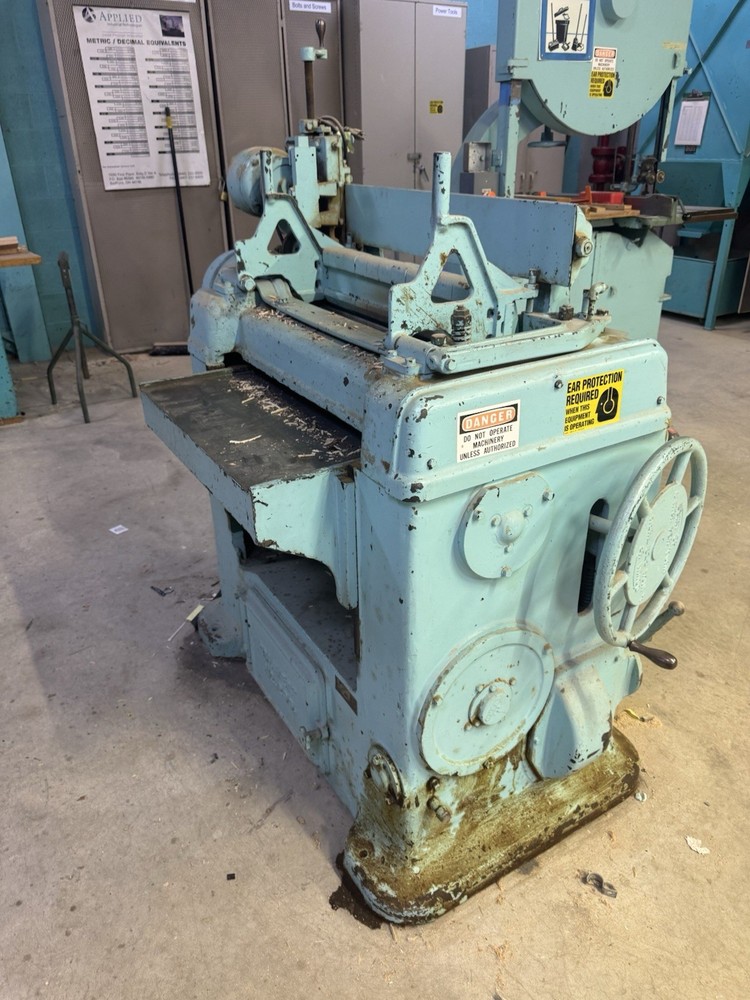Oliver 299 D With Sharpener