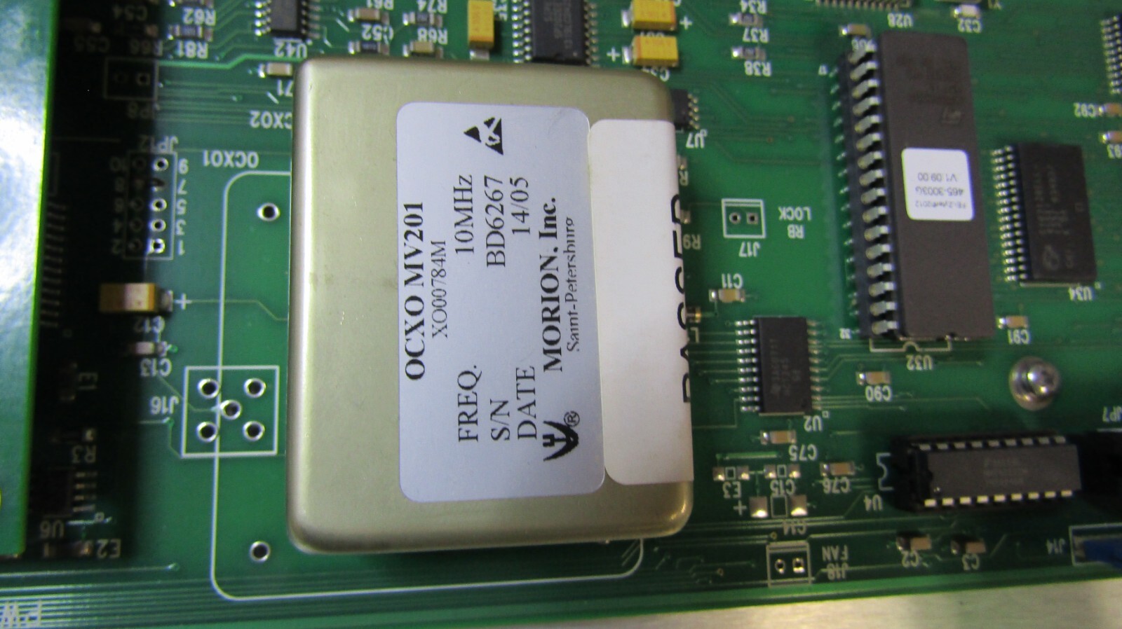 FEI-ZYFER GPStarplus 565 time frequency system GPSDO, Trimble GPS, Morion MV201