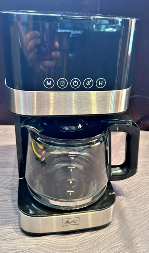 Melitta MCM009 10-Cup Drip Coffee Maker Touchscreen Programmable 900W w Box