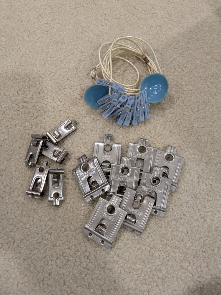 FR Adjustable Cut Sheet (4x5) and Unicolor 35mm Developing Tanks w/ Drying Clips