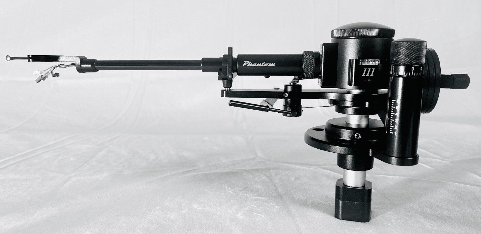 Graham Engineering PHANTOM III, w/ Two Armwands, Accessories, Mint Condition