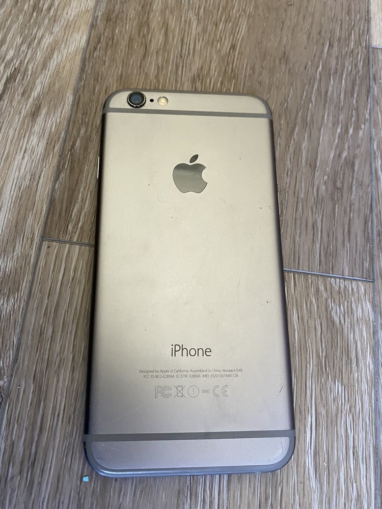 Iphone bundle! (Contains one Iphone 8 and two Iphones 7)