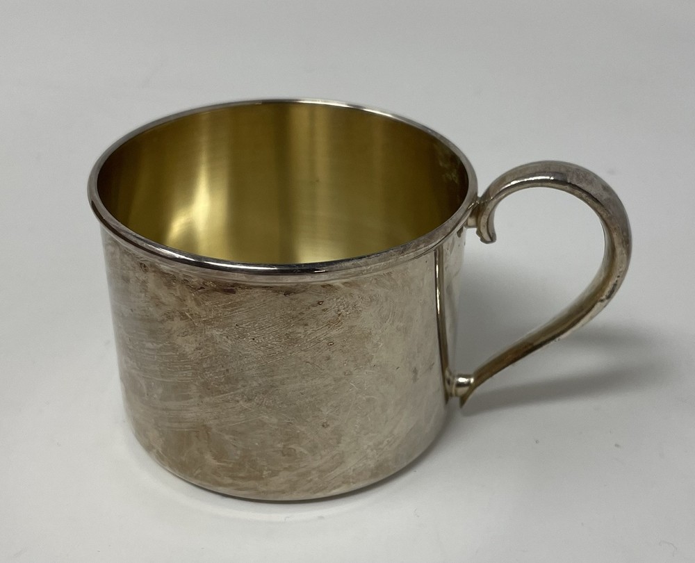 Vintage Oneida Silversmiths Baby Cup 2.5” Dia x 1.75” Engraving On One Side