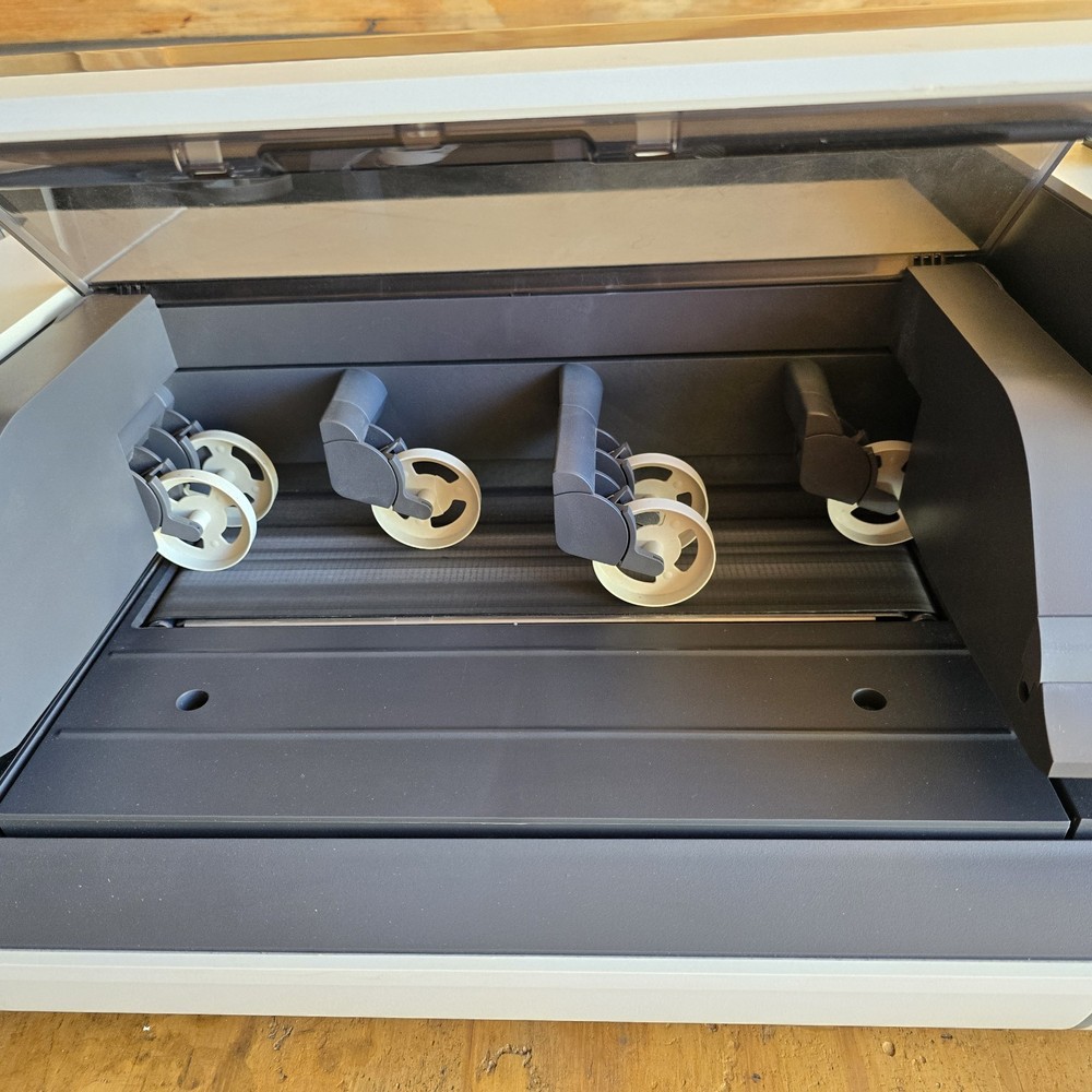 NEOPOST IS/IM5000-6000 FEEDER W/ IS/IM5000-6000 BASE ENVELOPE MAILING MACHINE