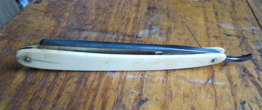 OLD THREE STARS STRAIGHT RAZOR - Solingen Germany