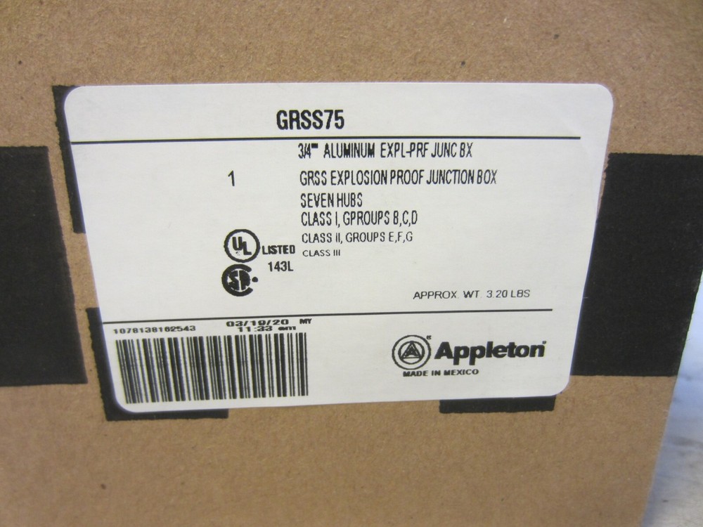 APPLETON GRSS75 3/4" EXPLOSION PROOF JUNCTION BOX 7 HUBS 4 PLUGS