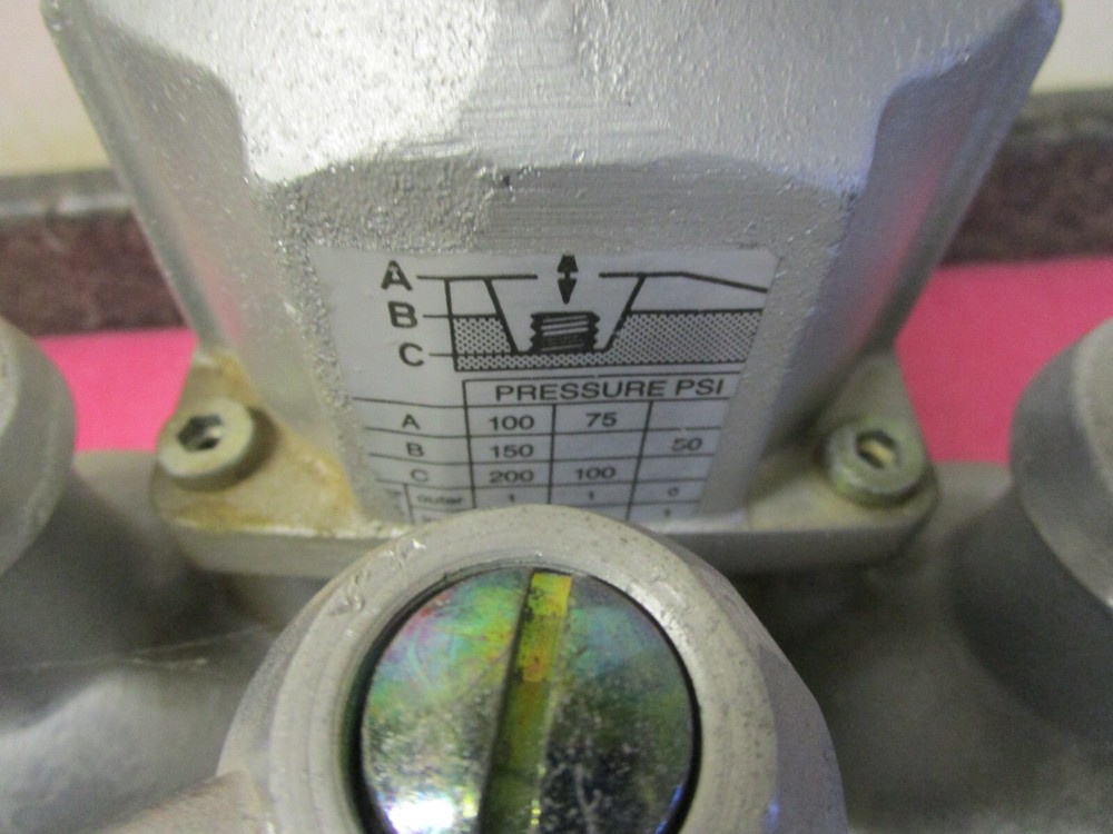 NEW! Storz Fire 100 Manifold