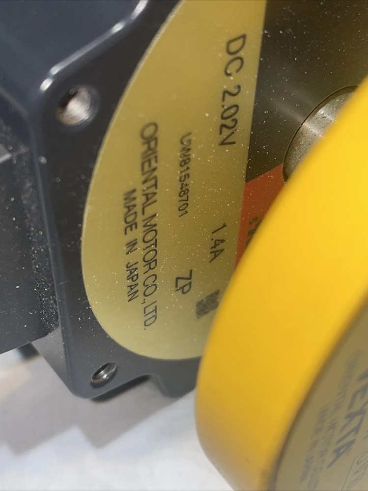 Motor PK596BW-T7.2 five-phase stepper motor.