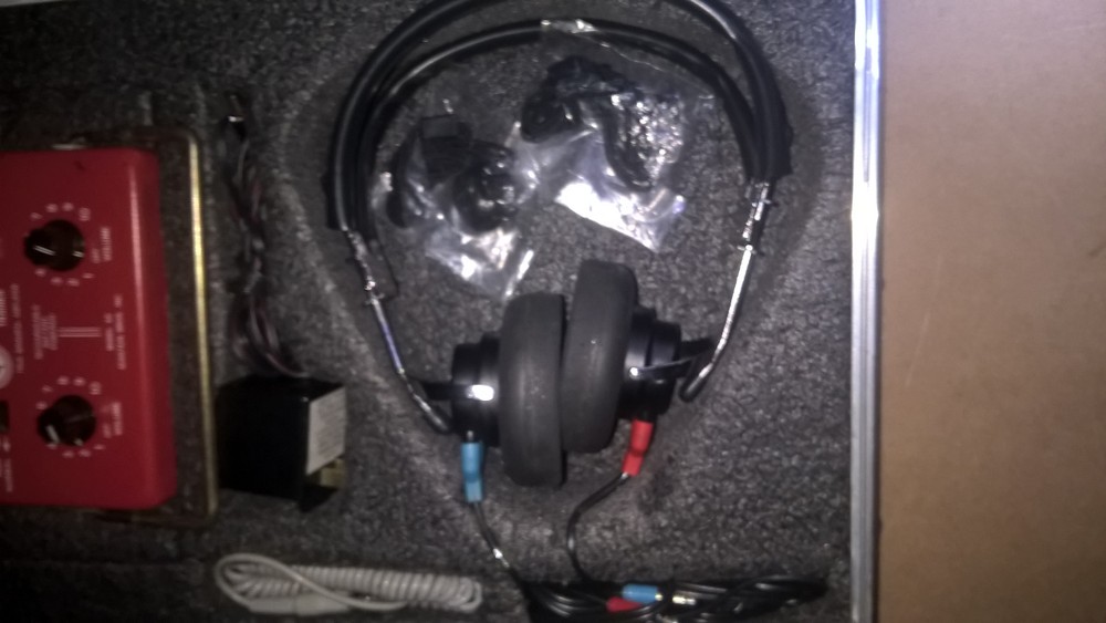EB Eckstein Brothers model 42 Auditory Hearing Speech Trainer Binaural Amplifier