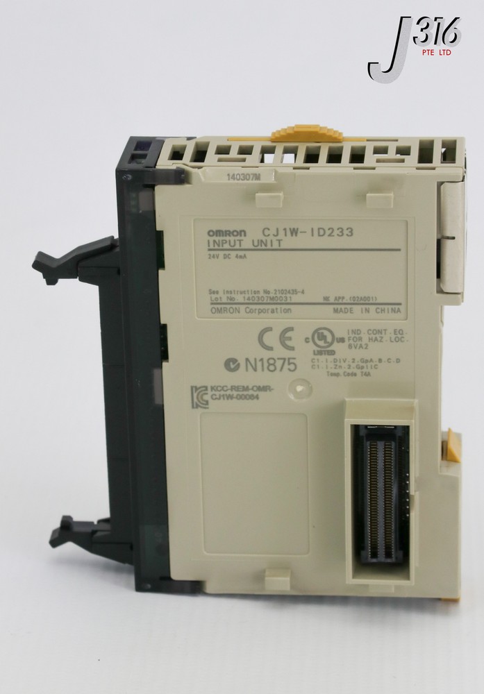 25390 OMRON INPUT UNIT ID233 CJ1W-ID233