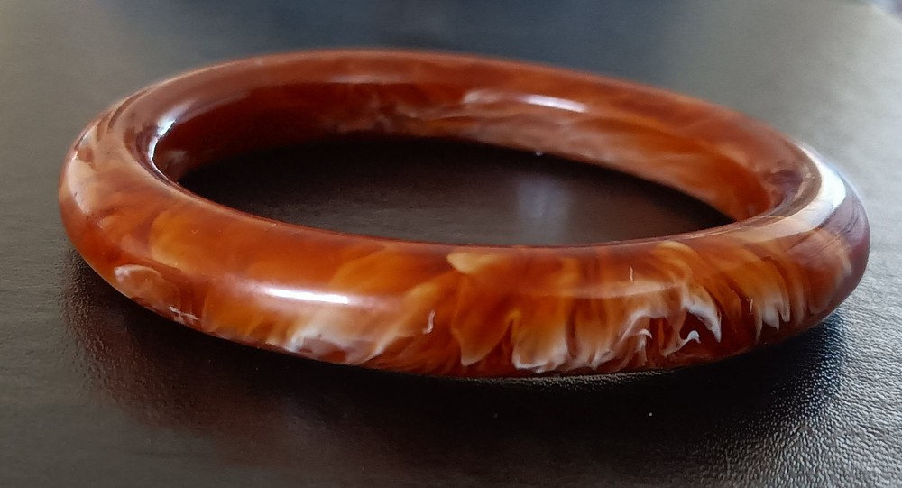 Bakelite Vintage Marbled Brown Bangle Bracelet