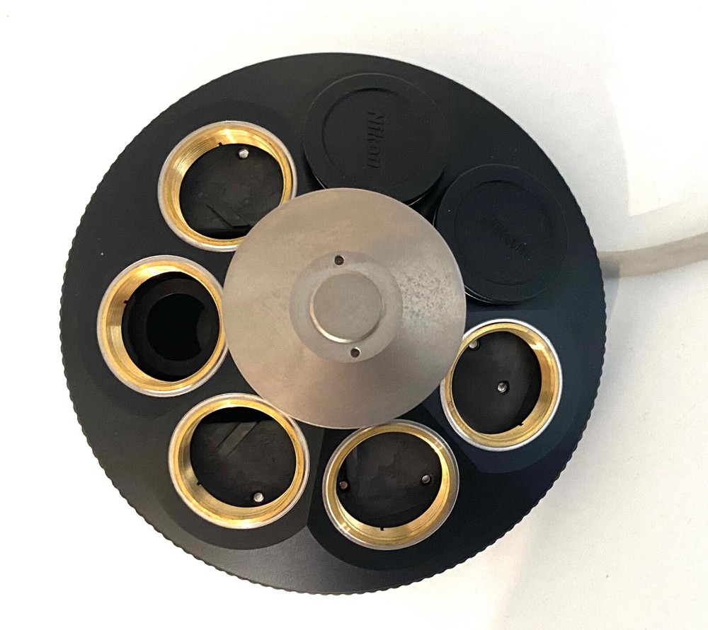 NIKON Eclipse 90i Microscope w/ 5 Objectives