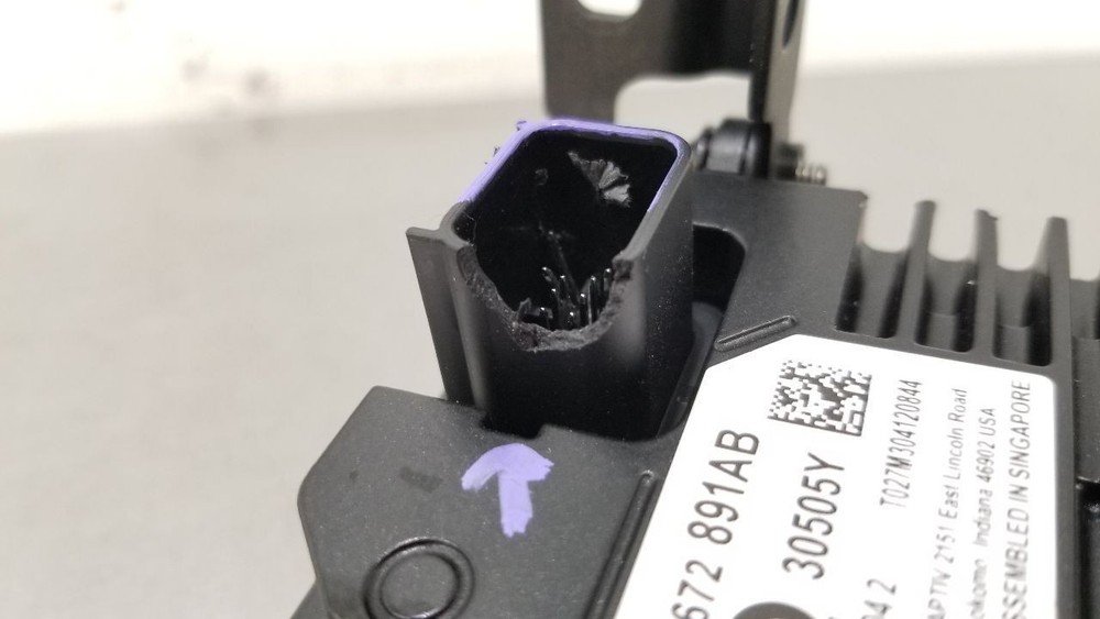 22 DODGE RAM 1500 FRONT FACING CAMERA WINDSHIELD MOUNTED 04672891AB