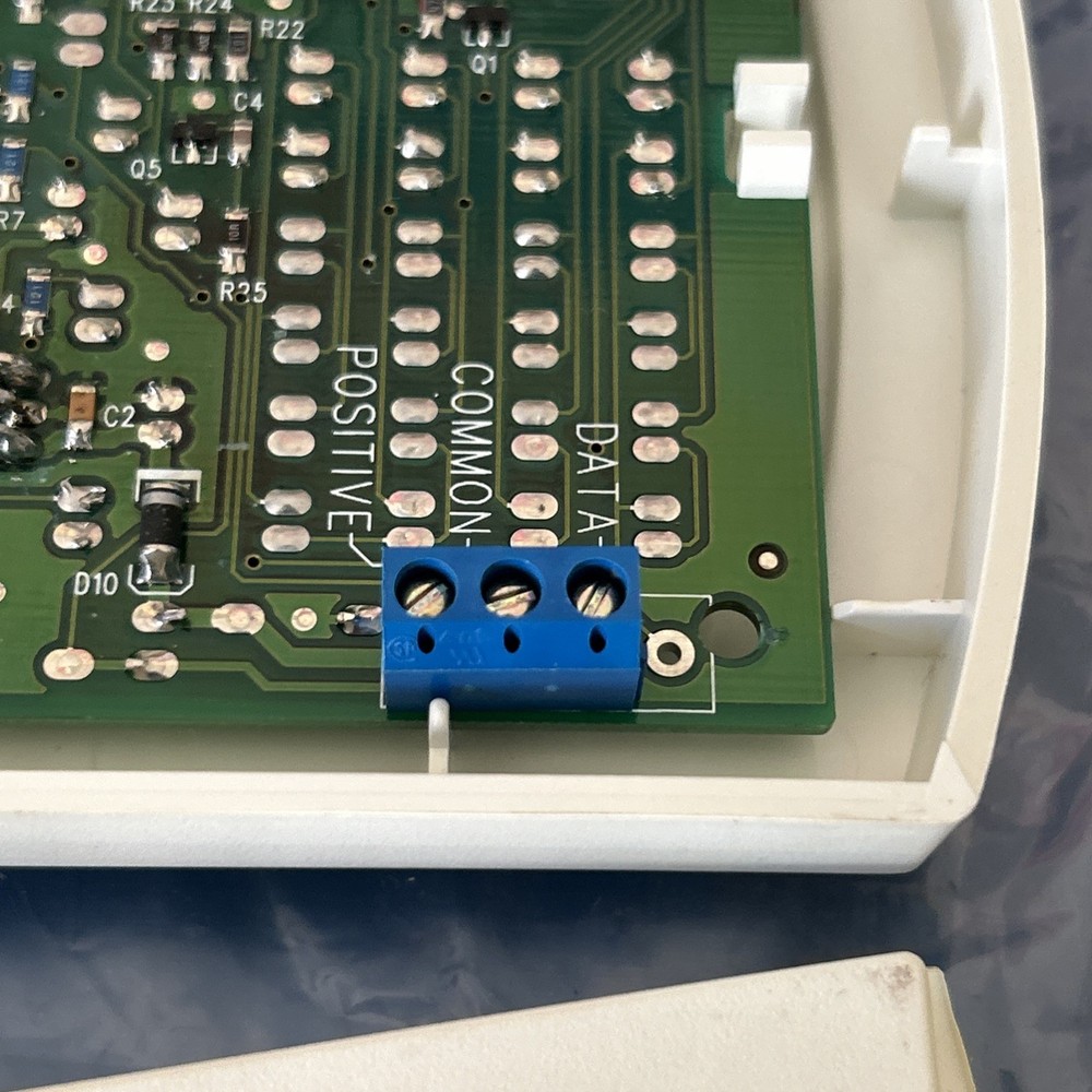 Caddx GE INTERLOGIX NetworX NX-124A Security Command Center Keypad