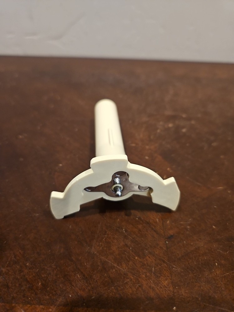 Cuisinart Food Prep 11 Plus Processor Plastic Stem - DLC-8 Replacement Part OEM
