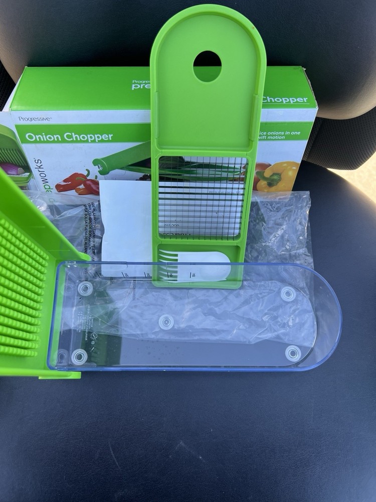 Progressive Prepworks GOC-310 Onion Chopper Push Function Manual Green