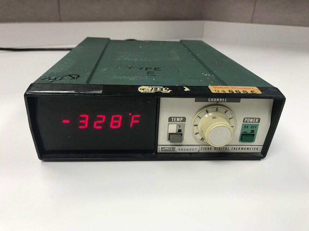 FLUKE 2166A 10-Channel Thermometer
