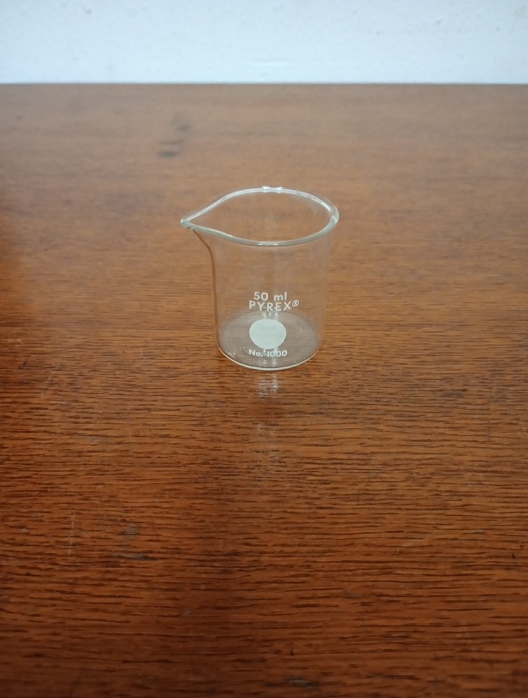 pyrex cylinder Beakers No 1000