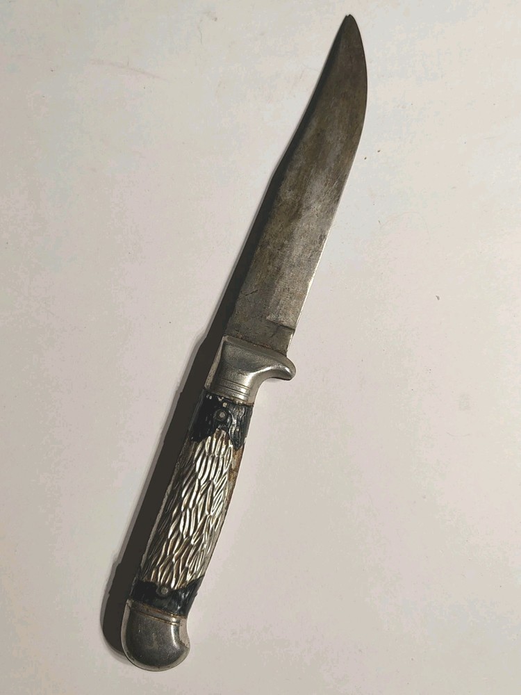 2 Vintage Imperial Fixed Blade Knives