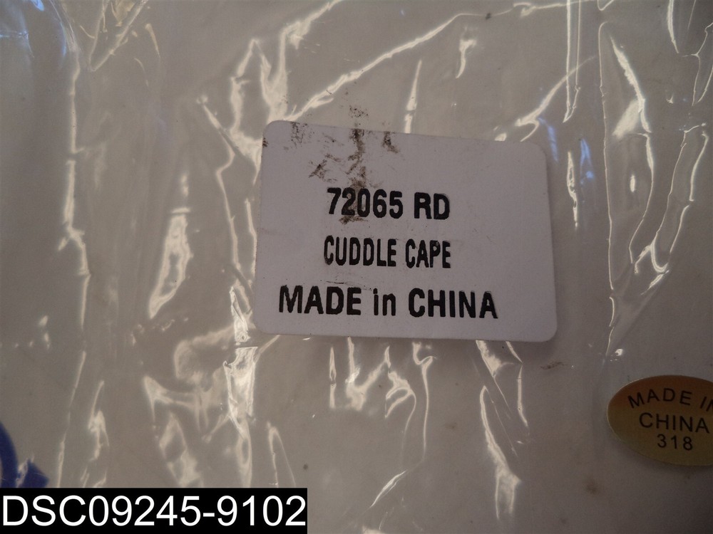 72065 RD Cuddle Cape in Red