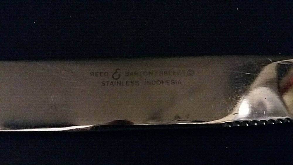 Reed & Barton Sanderling stainless 9 1/4" solid handle steak knife