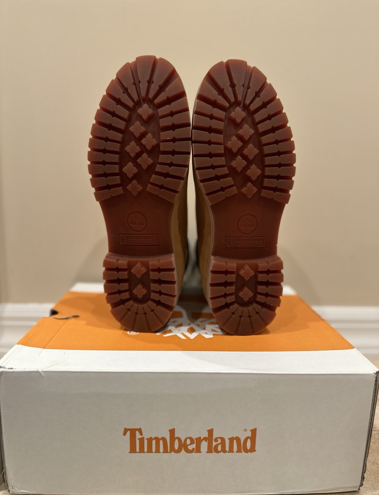 NEW Timberland 6 Inch Boot Wheat Nubuck Premium TB010061-713 Men's Sz 6-13