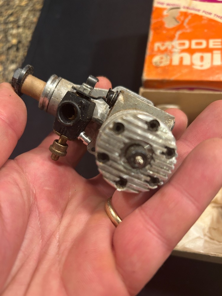 K & B Model airplane engine