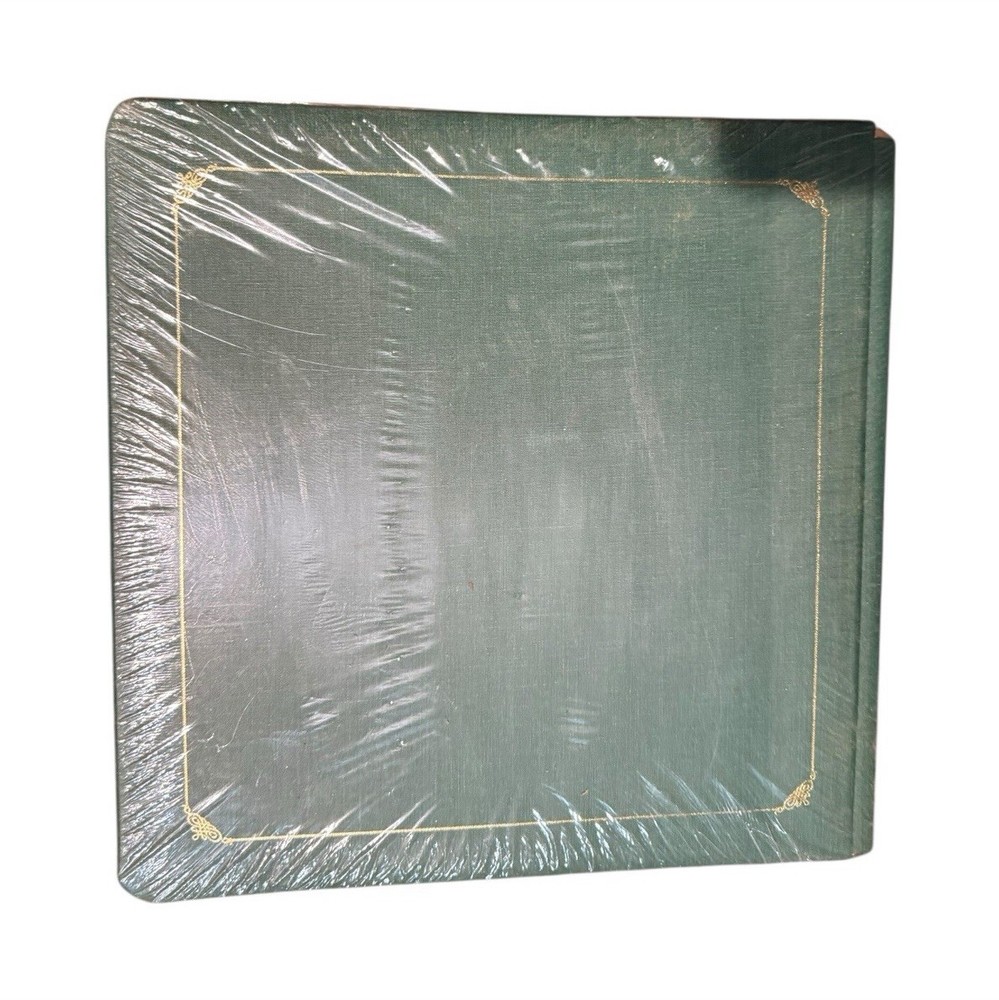 ￼ Creative memories, premiere scrapbook album 12 x 12 original green